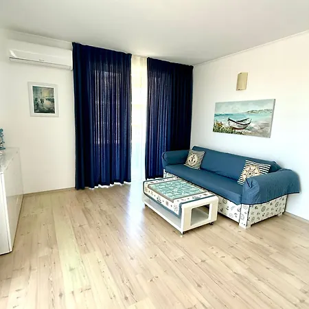 Spacious Crystal Appartement *